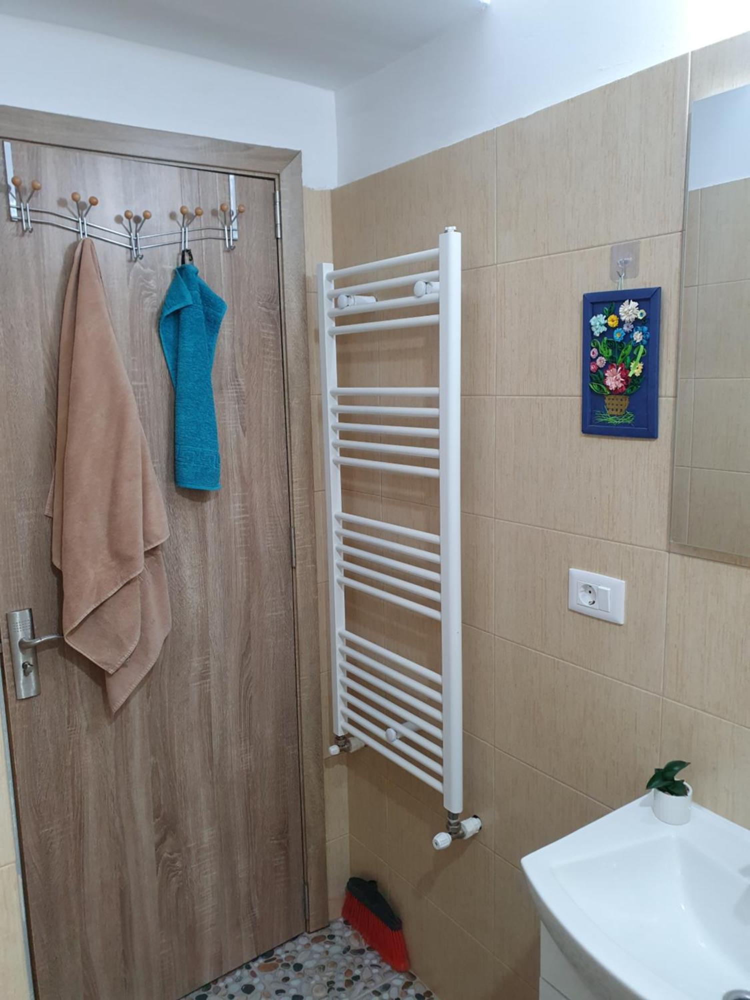 Apartament Castelul Bran Ramnicu Valcea Luaran gambar