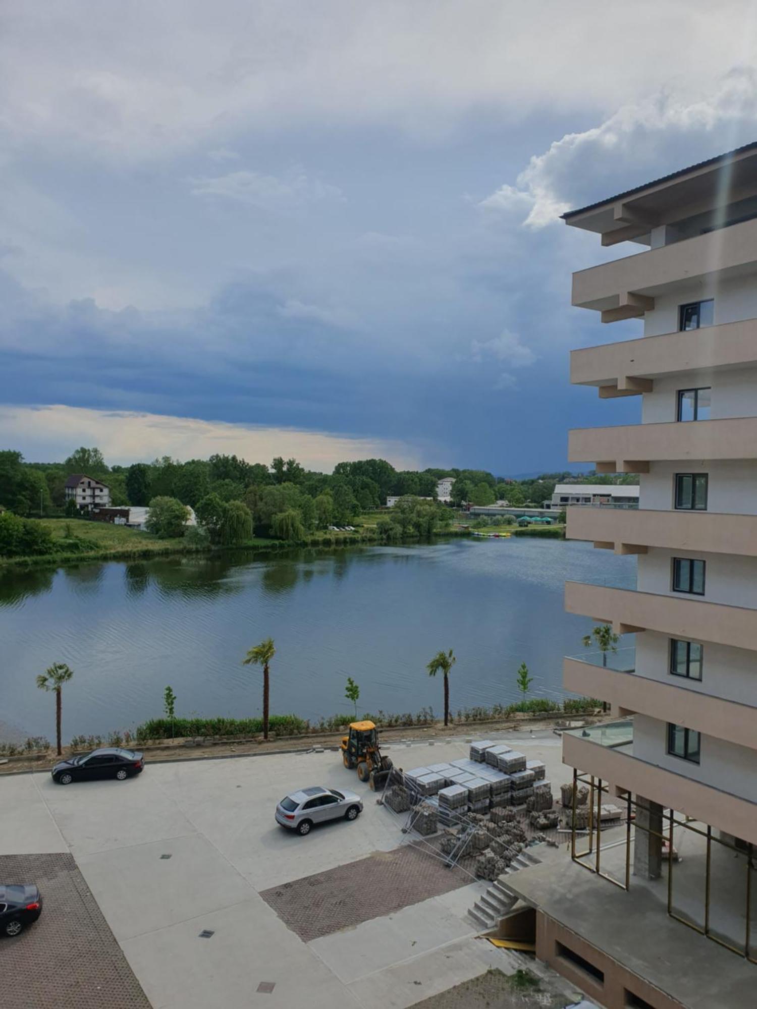 Apartament Castelul Bran Ramnicu Valcea Luaran gambar
